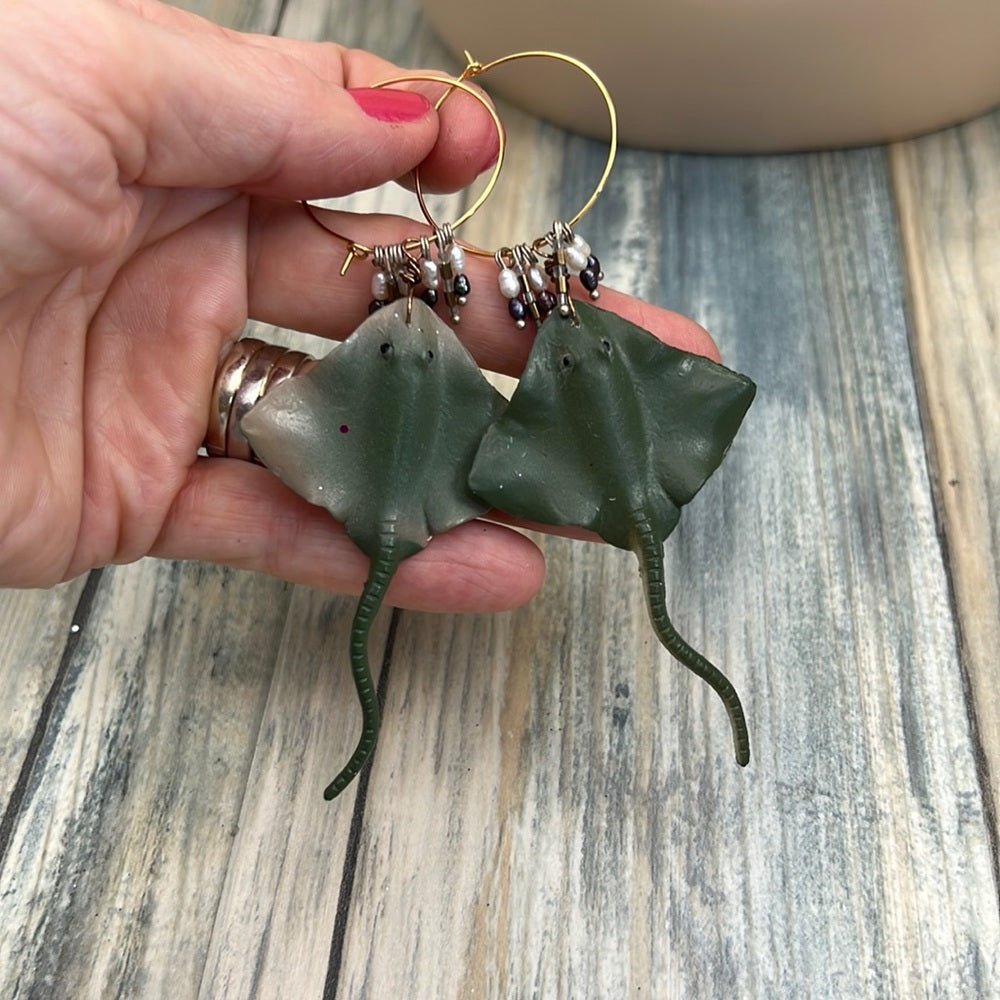 Adorned Crown Artisan Assemblage aquarium collection stingray earrings