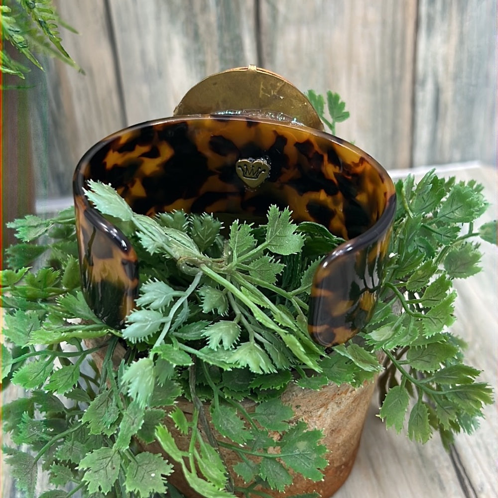 Adorned Crown Artisan Assemblage tortoise shell enamel Christmas bracelet