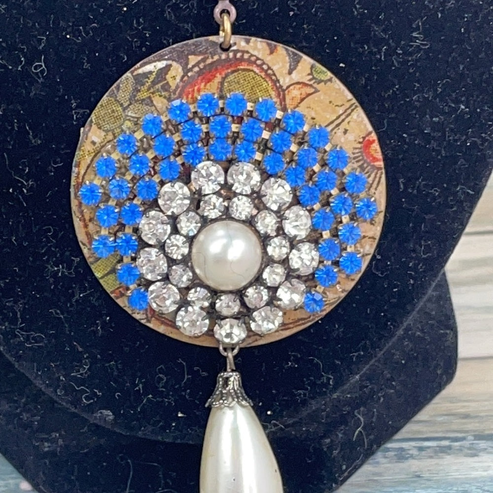 Adorned Crown artisan assemblage rhinestone Pearl swirl necklace