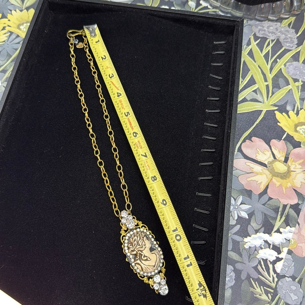 Adorned Crown Jewelry filigree resin cameo rhinestone pendant necklace