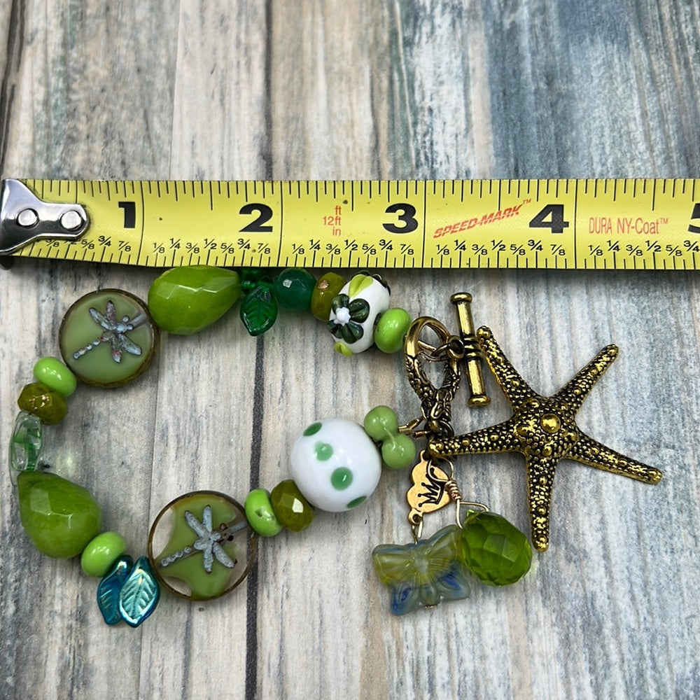 Adorned Crown Assemblage beaches & butterflies green starfish bracelet