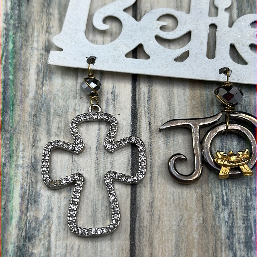 Adorned Crown Artisan Assemblage believe in the joy of Christmas necklace