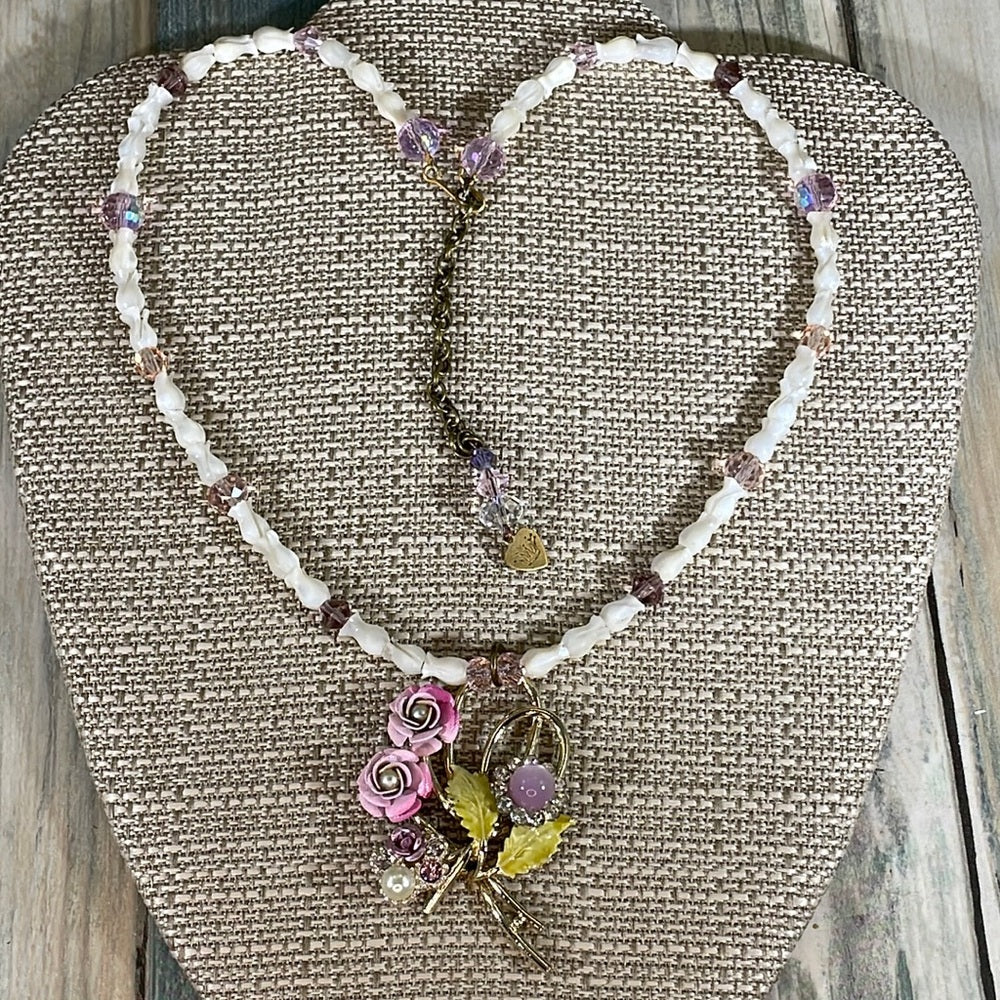 Adorned Crown assemblage enamel flower mother of Pearl rose beads necklace