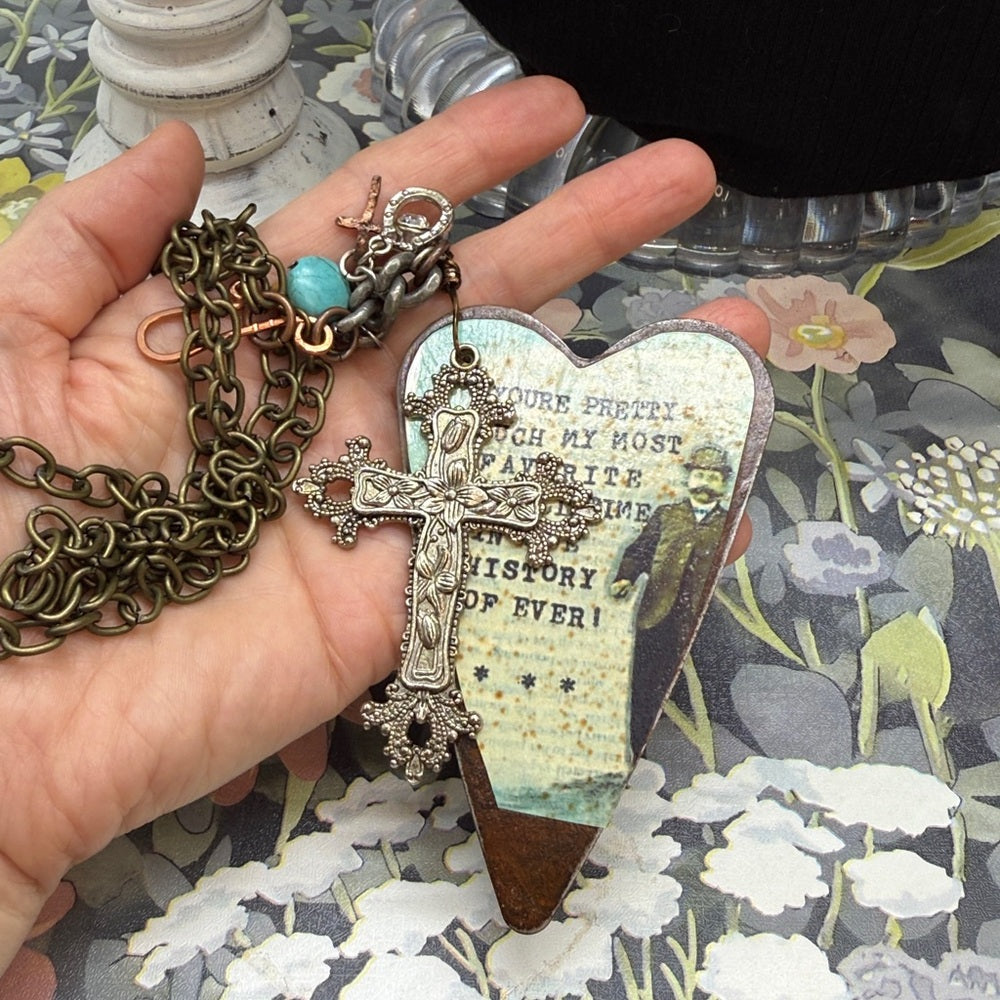 Adorned Crown Jewelry assemblage rusty heart favorite person stmnt necklace