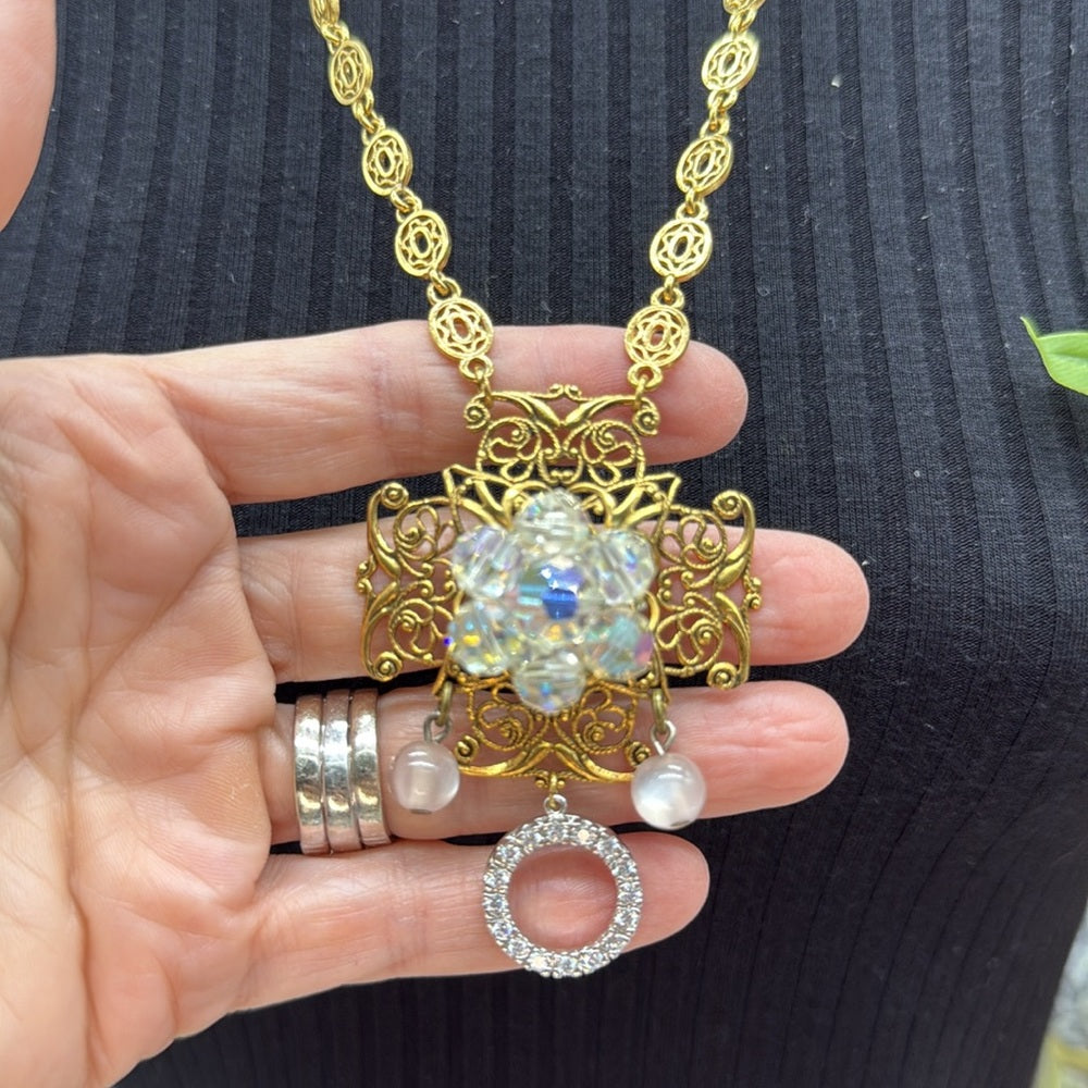 Adorned Crown Jewelry filigree oval link rhinestone pendant necklace