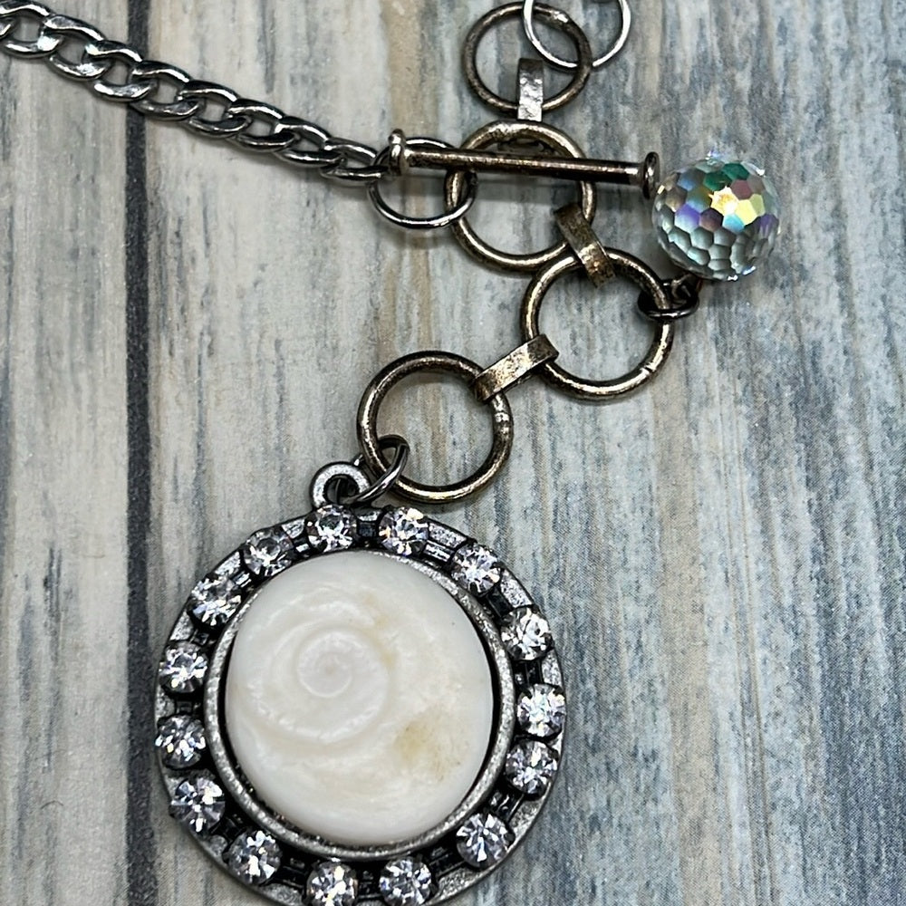 Adorned Crown Jewelry Beaches and Butterflies collection Shell disc necklace