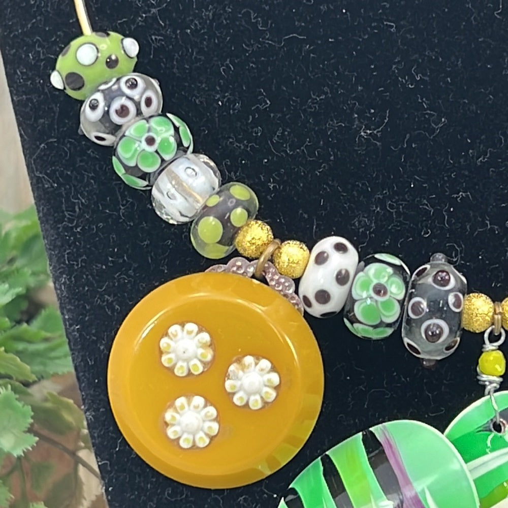 Adorned Crown Artisan Assemblage flower lucite glass beads collar necklace