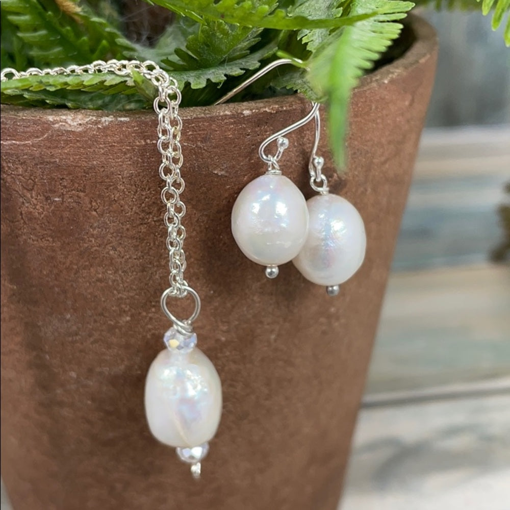 Adorned Crown pearl sterling silver set (2)