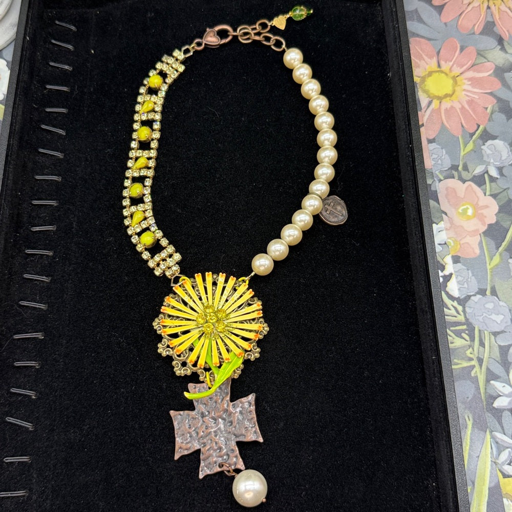 Adorned Crown Jewelry assemblage lemon rhinestone faux pearl flower necklace