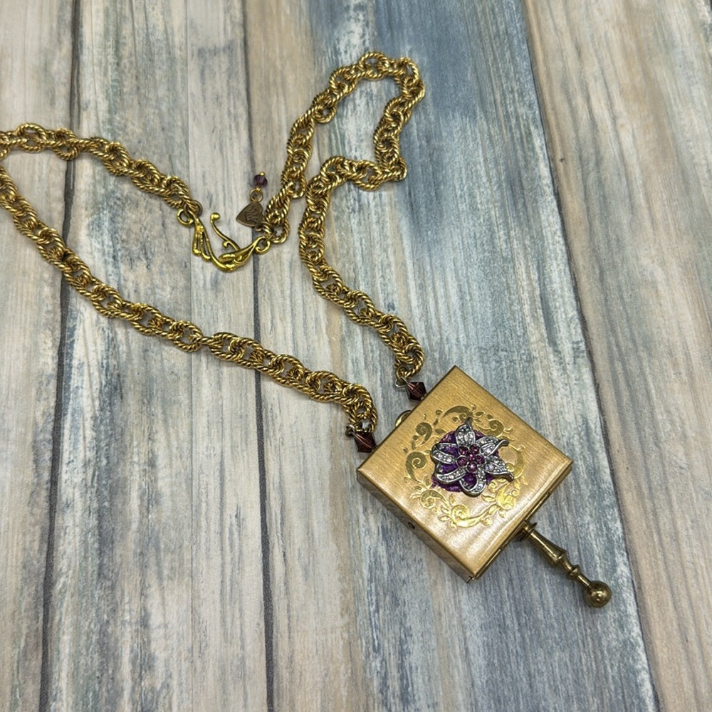 Adorned Crown Jewelry vintage case pendant amethyst cross enclosed necklace
