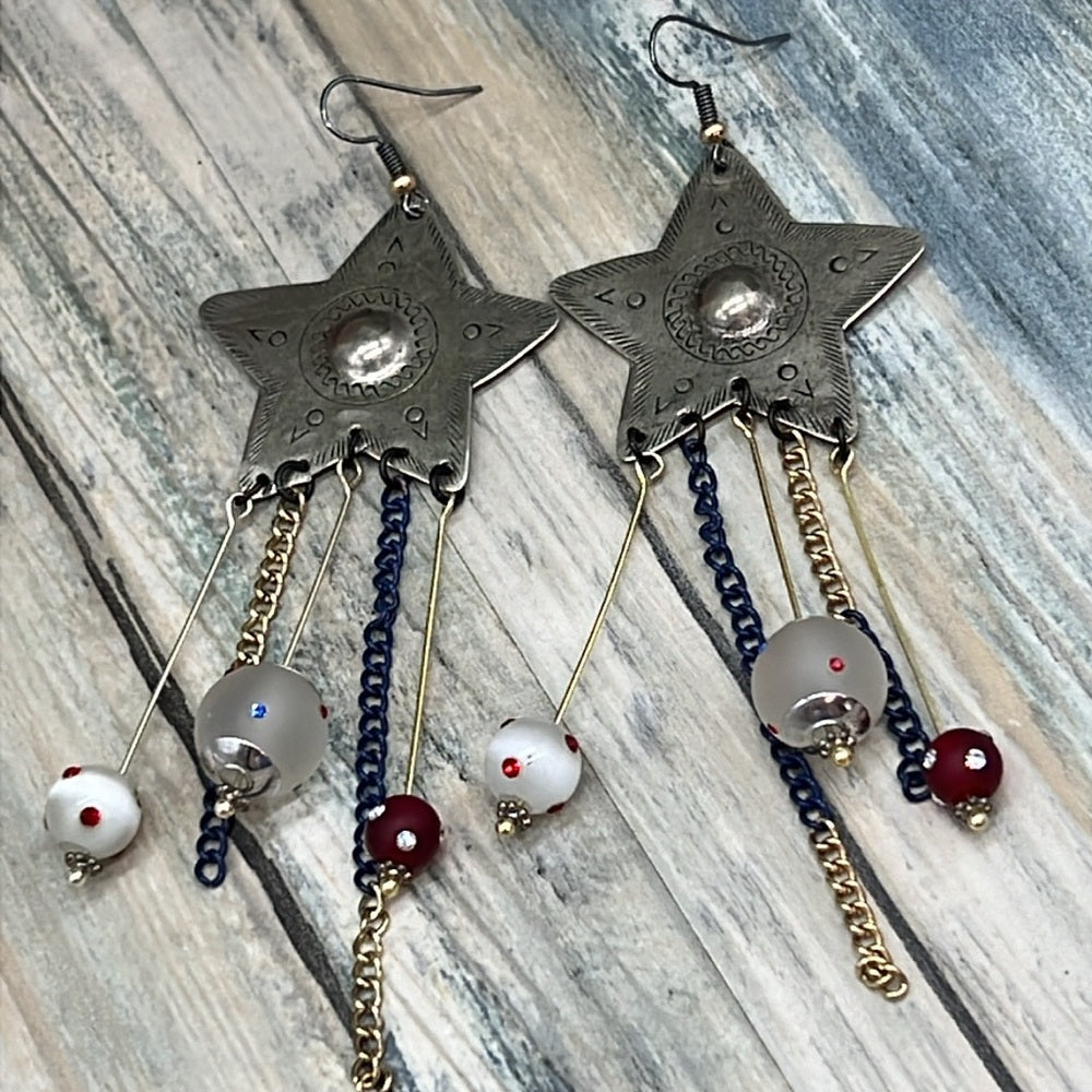 Adorned Crown Jewelry july 4th independence Star spangled earrings